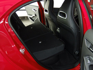 Mercedes_A_interior_rabatare_bancheta_spate