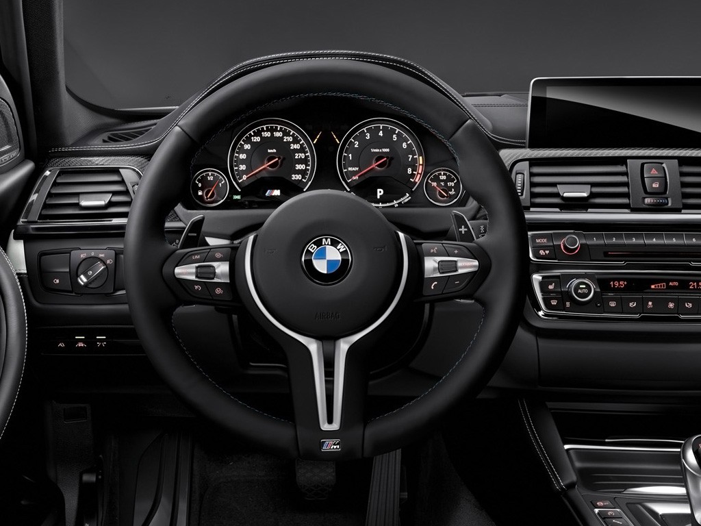 2014-bmw-m3-sedan-interior-1-1024x768