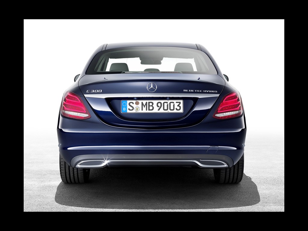 Mercedes-Benz C 300 BlueTEC HYBRID, Exclusive Line, Cavansitblau metallic, Leder ARTICO Kristallgrau/Tiefseeblau, Zierelemente Holz Linde linestructure, (W205), 2013