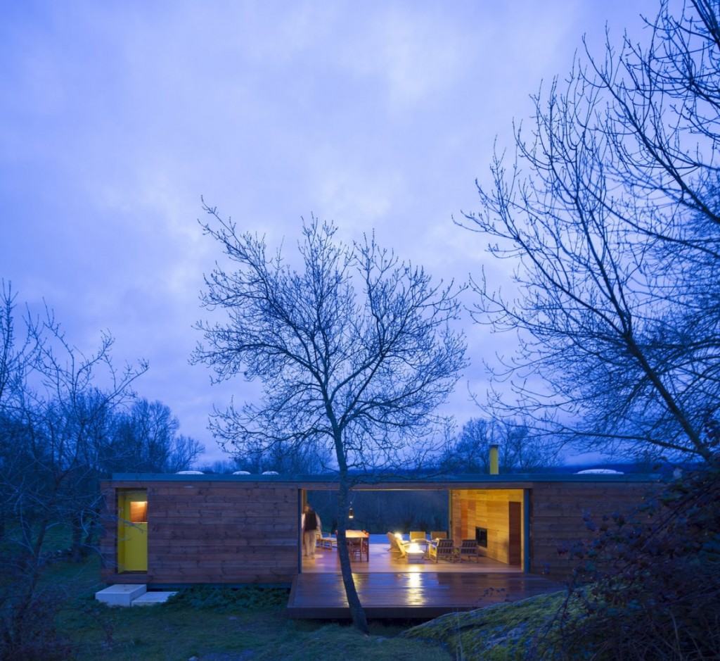 Evening-view-isolated-house