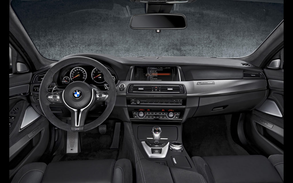 2014-BMW-30-Jahre-M5-Interior-5-1680x1050