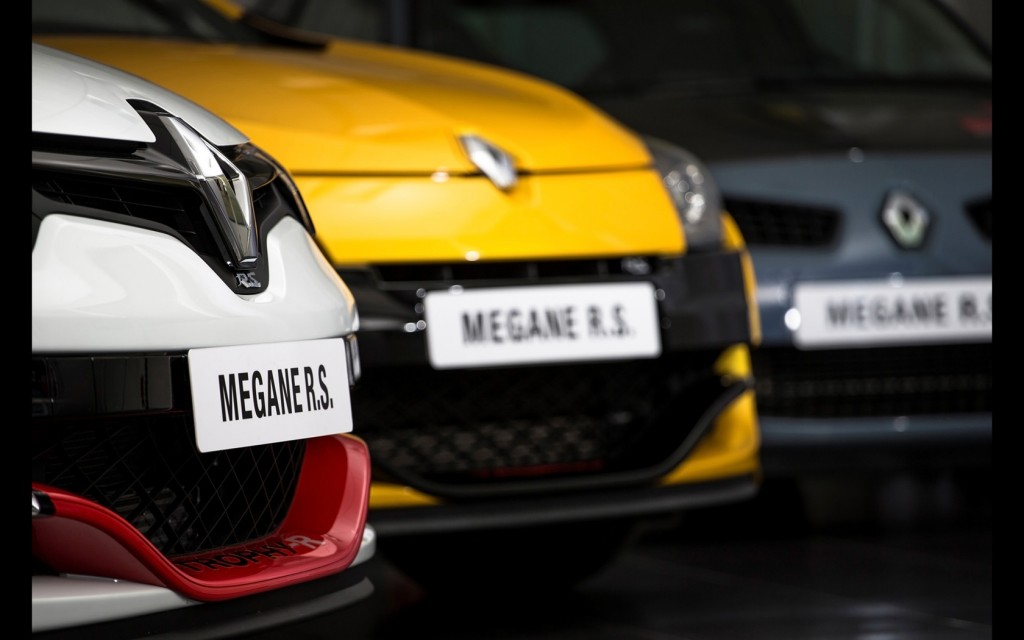 2014-Renault-Megane-RS-275-Trophy-R-Details-6-1680x1050