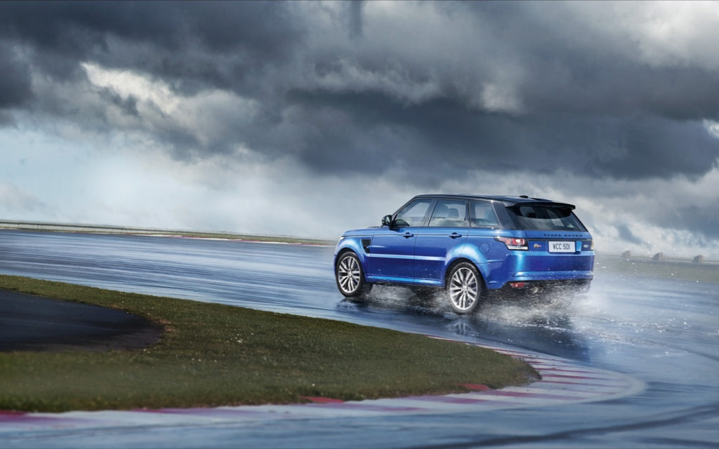 2015-land-rover-range-rover-sport-svr-motion-3-1680x1050