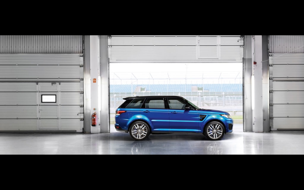 2015-land-rover-range-rover-sport-svr-static-2-1680x1050