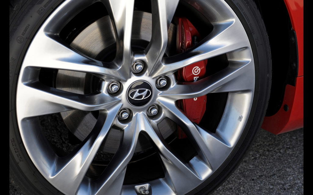 2015-Hyundai-Genesis-Coupe-Details-5-1680x1050