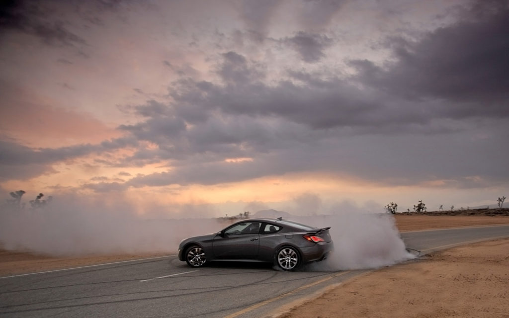 2015-Hyundai-Genesis-Coupe-Motion-4-1680x1050