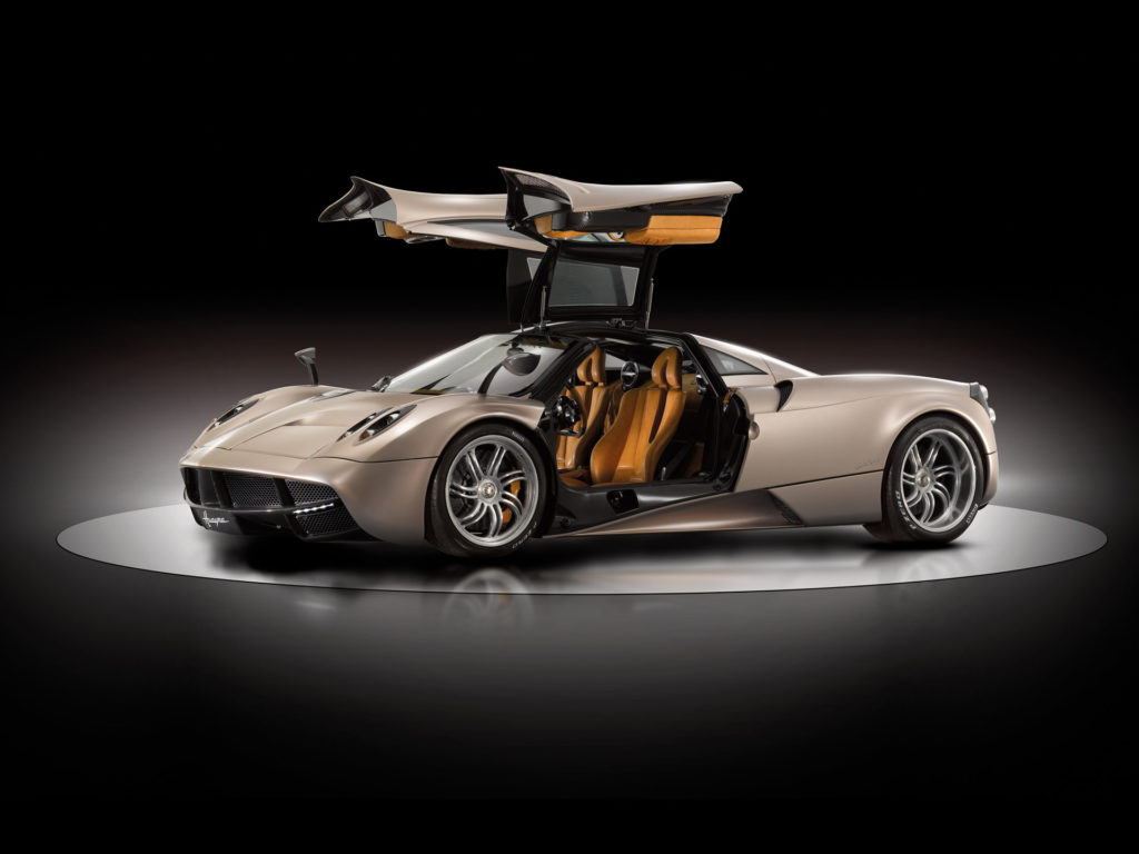 2011-Pagani-Huayra-Studio-Front-And-Side-Open-Doors-1920x1440