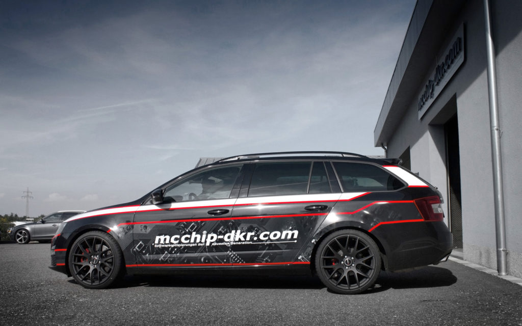 2014-mcchip-dkr-Skoda-Octavia-III-Typ-5E-2-0-TDI-RS-Static-2-1680x1050