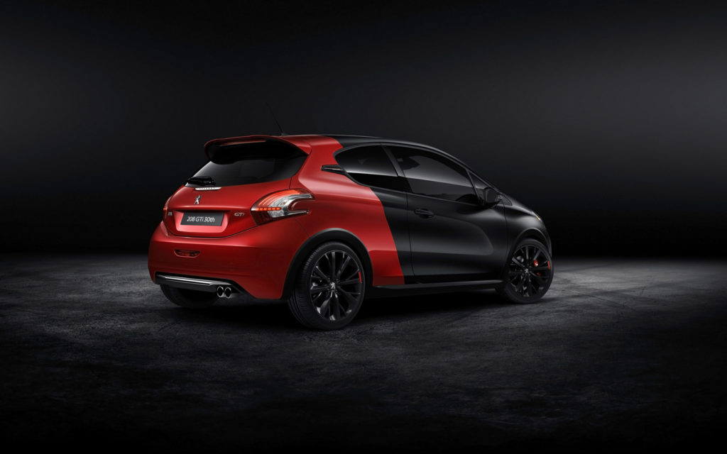 2015-Peugeot-208-GTi-30th-Anniversary-Static-2-1680x1050