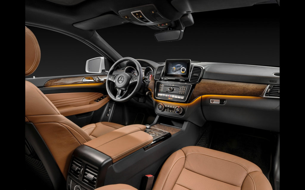 2015-Mercedes-Benz-GLE-Coupe-Interior-4-1680x1050