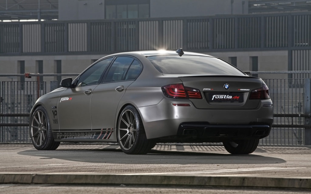 2014-fostla-de-BMW-550i-Static-2-1680x1050