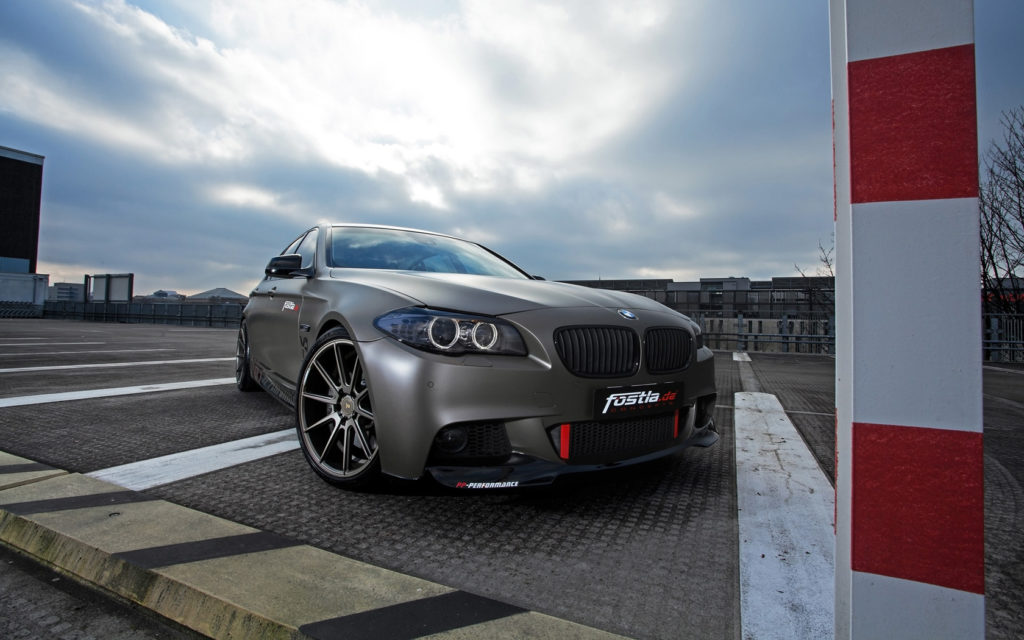 2014-fostla-de-BMW-550i-Static-7-1680x1050