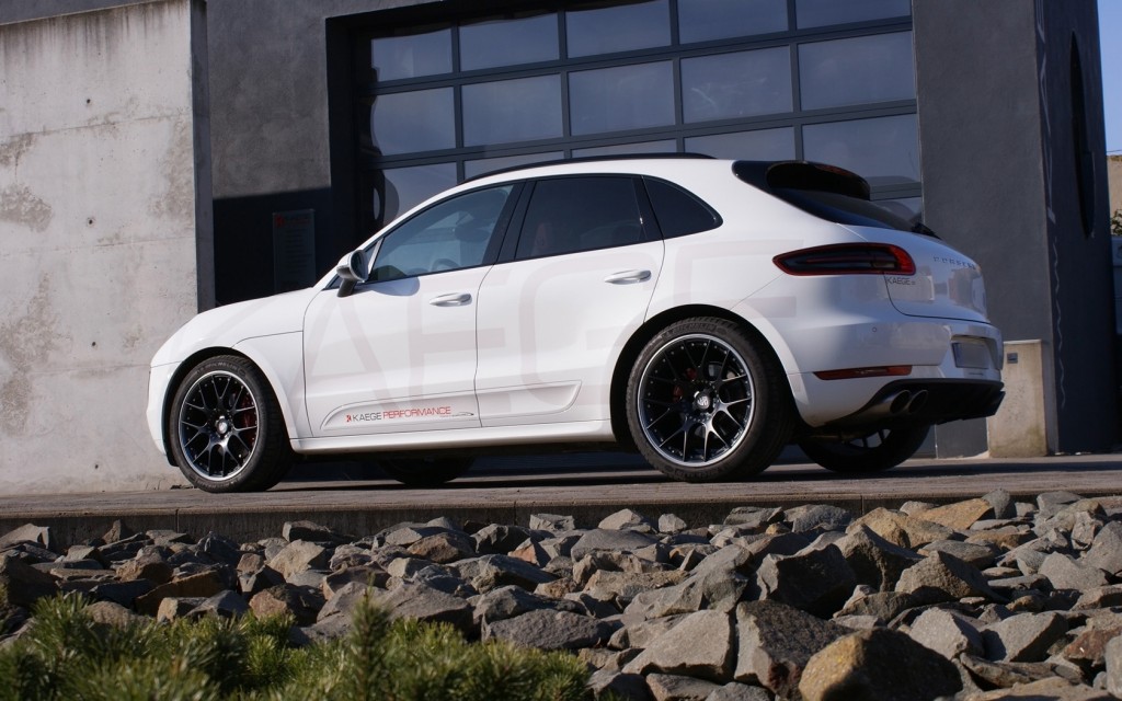 2015-Kaege-Porsche-Macan-S-Diesel-Static-1-1680x1050