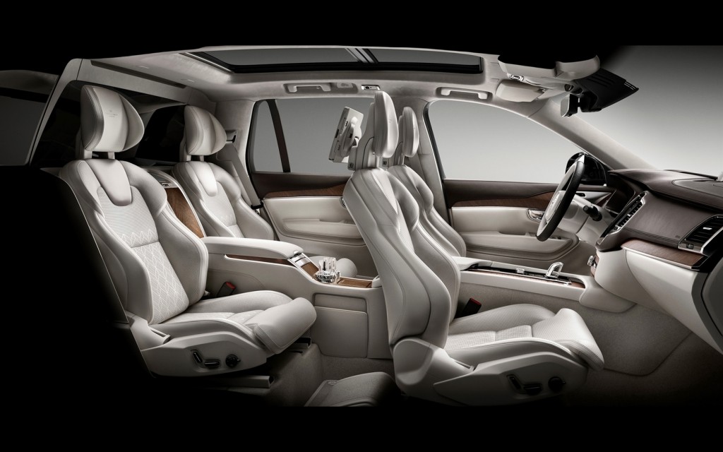 2015-Volvo-XC90-Excellence-Interior-2-1680x1050