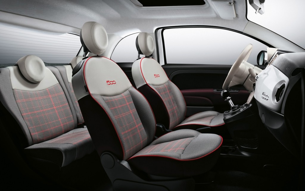 2016-Fiat-500-Interior-1-1680x1050