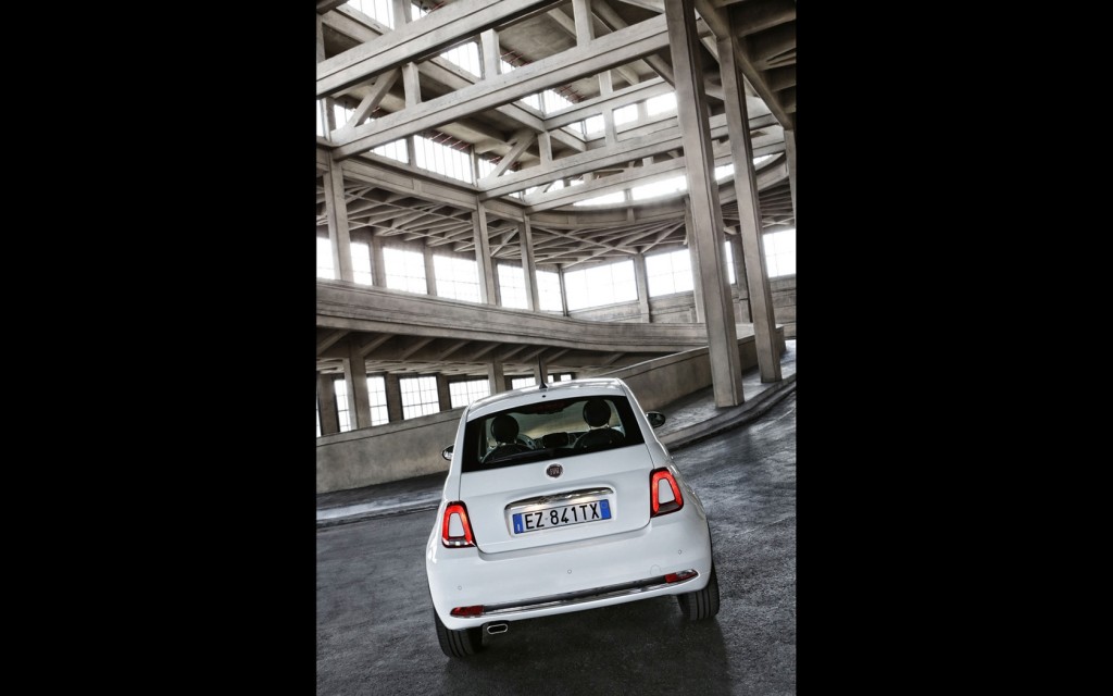 2016-Fiat-500-White-Static-7-1680x1050