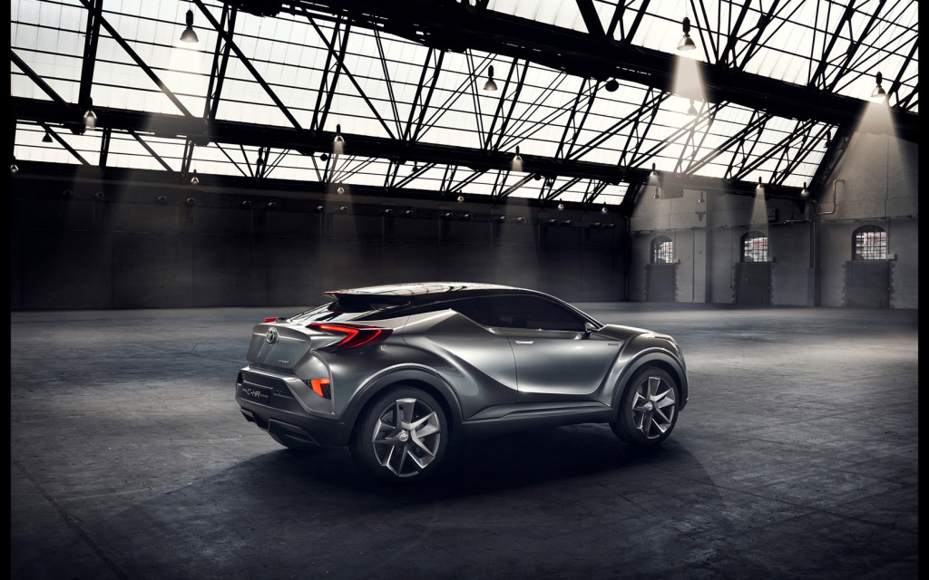 2015-Toyota-C-HR-Concept-Static-4-1680x1050