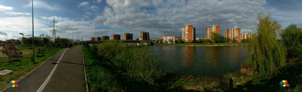 podul de pontoane din Oradea